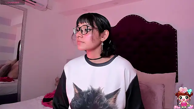Snapshot of lucyycy chatting on February 27, 2025, 4:09 am lucyycy online show from February 27, 2025, 4:09 am