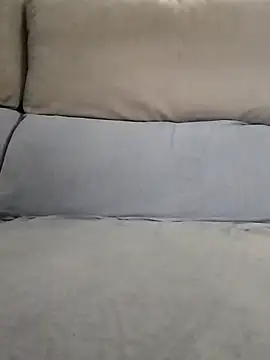 LoGaNfree88 online show from April 19, 2026, 3:44 pm