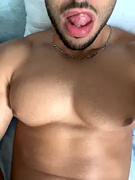 pimentfort77 online show from September 14, 2025, 10:47 am