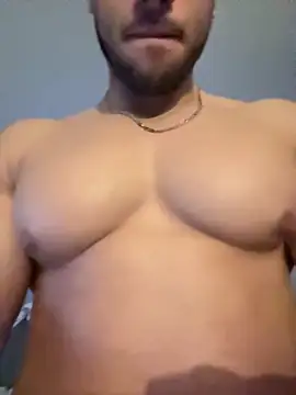 pimentfort77 online show from February 10, 2026, 11:42 pm