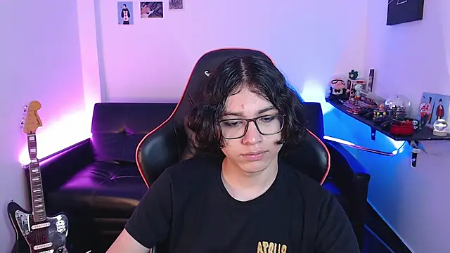 Snapshot of malik_harrison__ chatting on December 10, 2024, 5:44 pm malik harrison online show from December 10, 2024, 5:44 pm