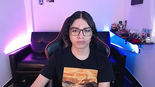 Snapshot of malik_harrison__ chatting on December 20, 2024, 3:00 pm malik harrison online show from December 20, 2024, 3:00 pm