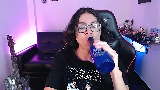 Snapshot of malik_harrison__ chatting on January 23, 2025, 4:48 pm malik harrison online show from January 23, 2025, 4:48 pm