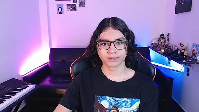 Snapshot of malik_harrison__ chatting on February 5, 2025, 2:05 pm malik harrison online show from February 5, 2025, 2:05 pm