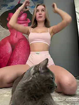 MariaTull online show from January 13, 2025, 6:05 pm