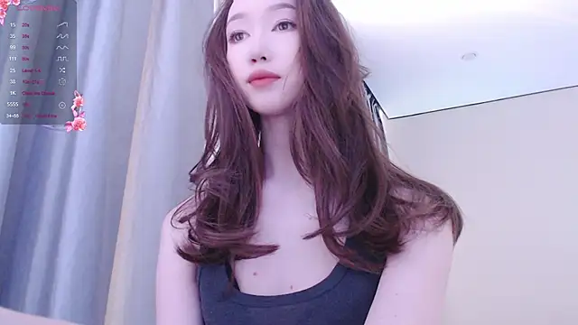  luna 022 online show from January 9, 2025, 5:02 am