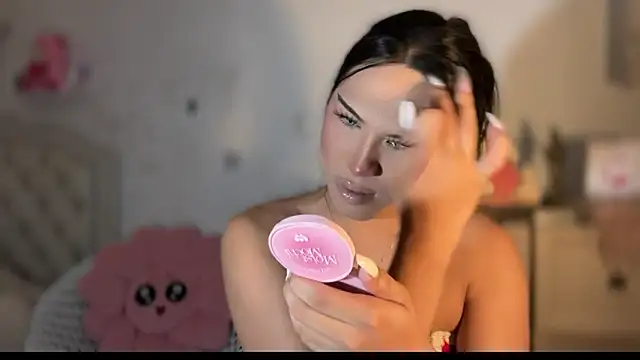 Ts glamxxxx online show from September 14, 2025, 2:00 am