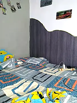 Snapshot of Little_Naughty_Nicole chatting on April 10, 2026, 5:56 am Little Naughty Nicole online show from April 10, 2026, 5:56 am