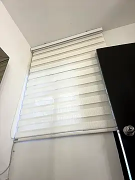 ALISSON FOXXX1 online show from December 18, 2025, 2:01 pm