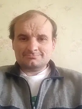 Snapshot of 185322 chatting on February 13, 2025, 12:21 pm 185322 online show from February 13, 2025, 12:21 pm