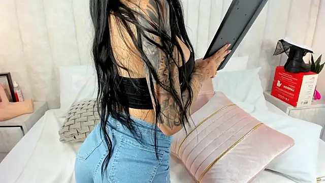 im anie online show from March 14, 2025, 5:48 am