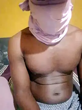 LULE37587001 online show from November 12, 2025, 8:08 pm