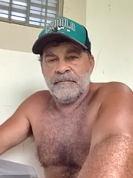 Snapshot of Peludo173317 chatting on February 24, 2026, 6:28 pm Peludo173317 online show from February 24, 2026, 6:28 pm