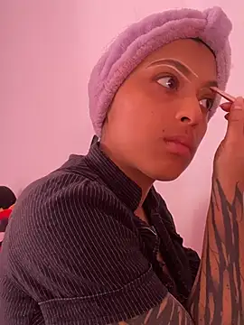 Snapshot of vaness_weet chatting on June 20, 2026, 7:27 pm vaness weet online show from June 20, 2026, 7:27 pm