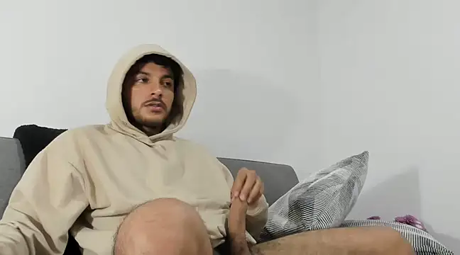 tuyo1995 online show from December 16, 2024, 12:26 am