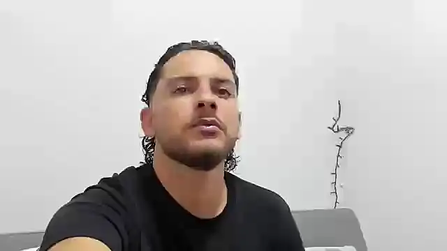 tuyo1995 online show from February 20, 2025, 9:53 pm