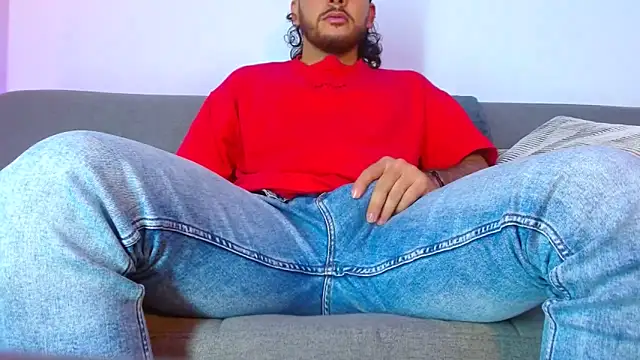 tuyo1995 online show from December 4, 2025, 3:21 pm