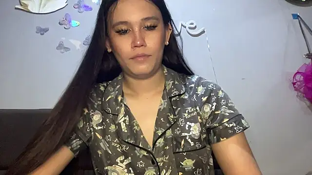 Snapshot of MeganTheRarest chatting on November 15, 2025, 11:54 pm MeganTheRarest online show from November 15, 2025, 11:54 pm