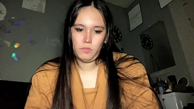 Snapshot of MeganTheRarest chatting on February 5, 2026, 7:18 pm MeganTheRarest online show from February 5, 2026, 7:18 pm