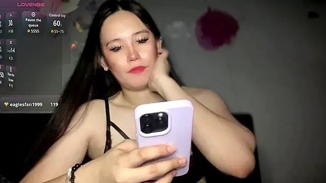 Snapshot of MeganTheRarest chatting on February 15, 2026, 7:51 am MeganTheRarest online show from February 15, 2026, 7:51 am