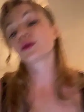 Lady  Maria online show from November 27, 2025, 4:09 pm