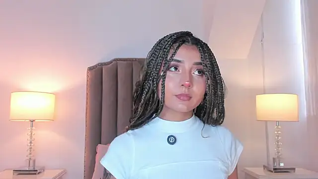 Emma Torres   online show from February 4, 2026, 12:11 pm