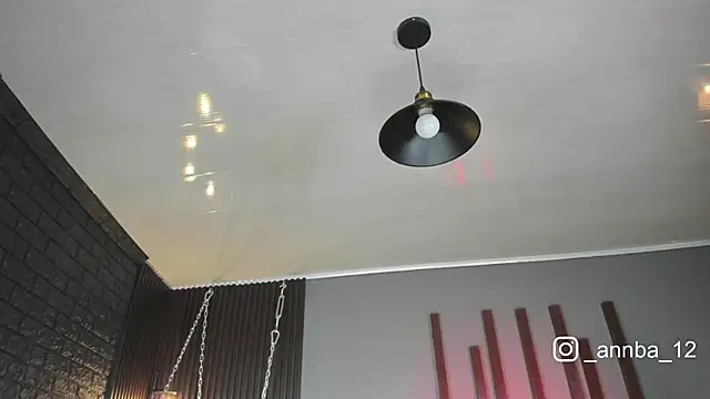 annie barozzi online show from September 15, 2025, 1:22 pm