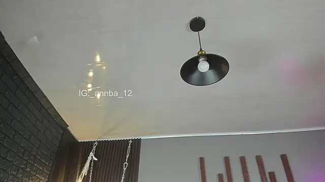 annie barozzi online show from October 29, 2025, 1:24 pm