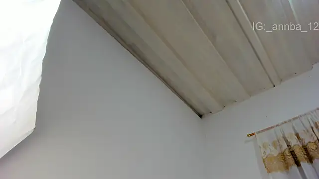 Snapshot of annie_barozzi chatting on June 17, 2026, 2:07 pm annie barozzi online show from June 17, 2026, 2:07 pm