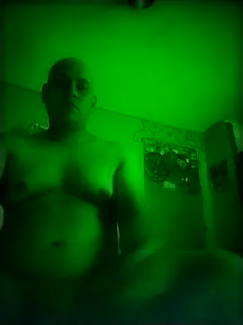 Snapshot of moraaaa1 chatting on April 6, 2026, 5:41 am moraaaa1 online show from April 6, 2026, 5:41 am