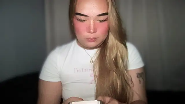 MissCataleyaxxx online show from October 3, 2025, 1:35 am