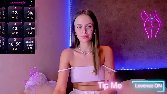 Snapshot of madina_taher chatting on September 14, 2025, 9:03 pm madina taher online show from September 14, 2025, 9:03 pm