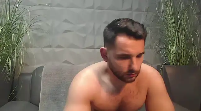 Antoniodiamond online show from February 18, 2025, 8:14 pm