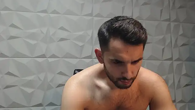 Antoniodiamond online show from September 14, 2025, 7:13 pm