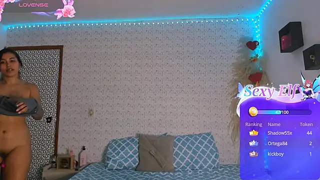 caylinhot7 online show from December 21, 2024, 8:18 am