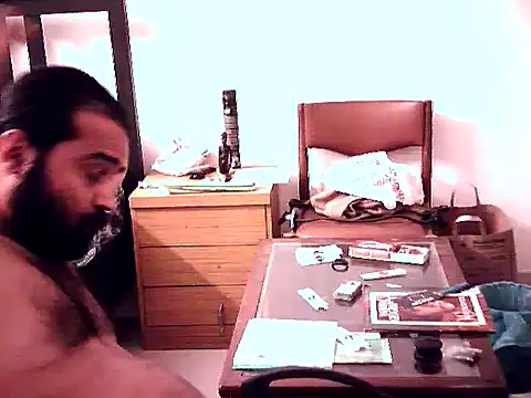 aksxi1 online show from November 3, 2025, 12:13 am