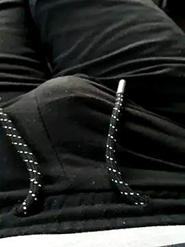 kiam471 online show from December 2, 2024, 3:03 pm