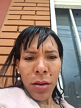 Doll Loren online show from March 3, 2025, 5:50 pm