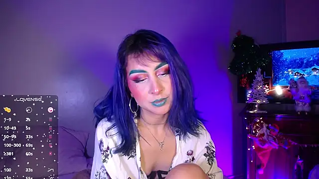 Cinamoonn online show from December 27, 2024, 9:00 pm