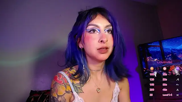 Cinamoonn online show from January 19, 2025, 7:58 pm