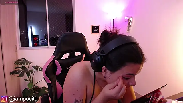 pocitox online show from February 3, 2025, 1:09 am