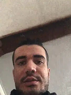 boyygirlls online show from January 8, 2025, 12:47 pm