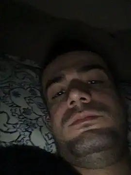 boyygirlls online show from March 3, 2025, 6:15 am