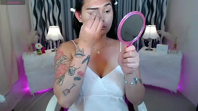 Ella Fantasiax online show from October 1, 2025, 11:27 am