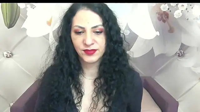 SweetArtemis online show from February 7, 2025, 1:22 pm