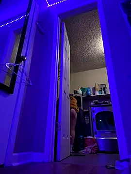 Snapshot of Cutiepiespanks chatting on November 7, 2025, 2:44 am Cutiepiespanks online show from November 7, 2025, 2:44 am