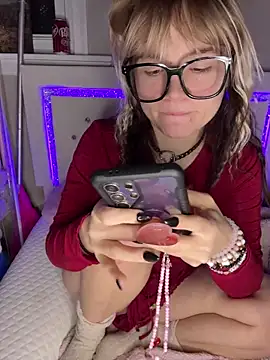 Snapshot of Cutiepiespanks chatting on February 14, 2026, 1:02 am Cutiepiespanks online show from February 14, 2026, 1:02 am