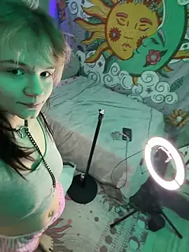 Snapshot of Cutiepiespanks chatting on February 19, 2026, 9:11 pm Cutiepiespanks online show from February 19, 2026, 9:11 pm