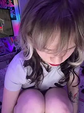 Snapshot of Cutiepiespanks chatting on March 17, 2026, 7:01 am Cutiepiespanks online show from March 17, 2026, 7:01 am