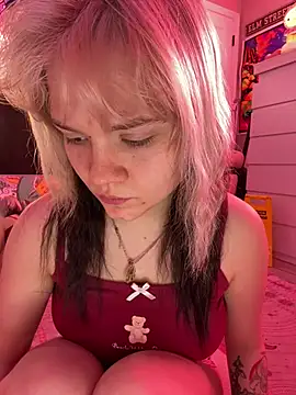 Snapshot of Cutiepiespanks chatting on April 7, 2026, 10:31 pm Cutiepiespanks online show from April 7, 2026, 10:31 pm